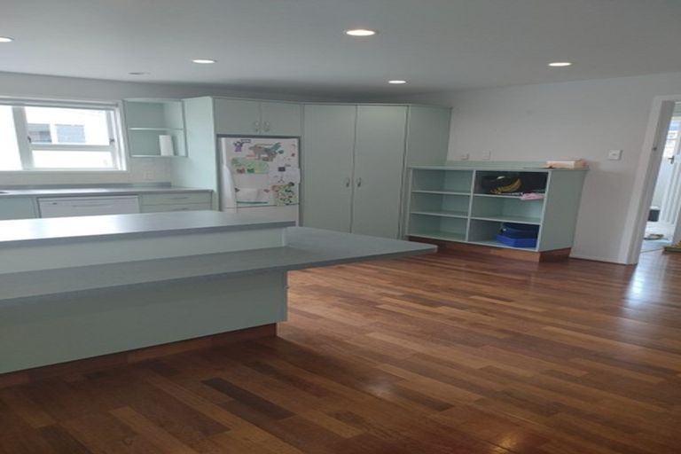 Photo of property in 25 Mcparland Street, Ebdentown, Upper Hutt, 5018