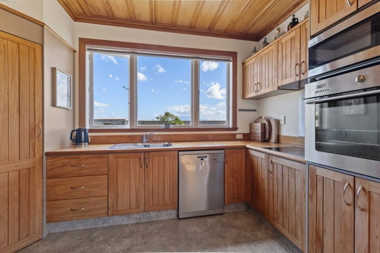 Photo of property in 247 Tawhiti Road, Hawera, 4672