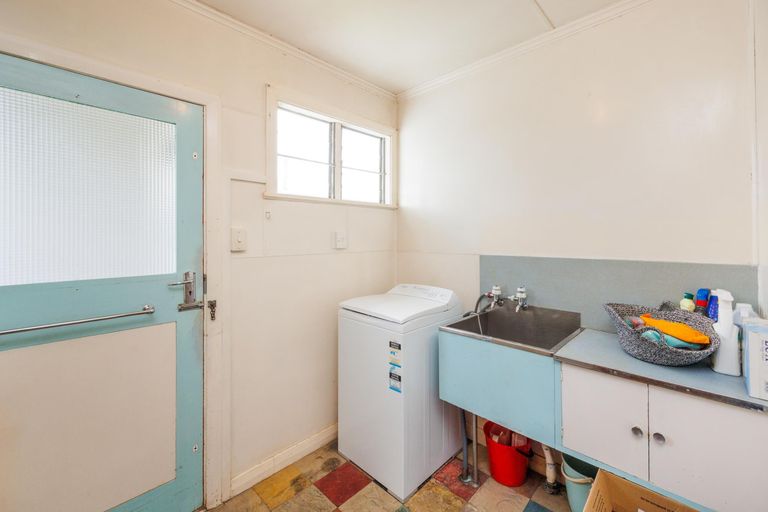 Photo of property in 7 Aberdeen Avenue, Takaro, Palmerston North, 4412