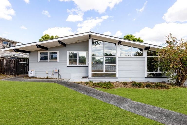 Photo of property in 77 Pohutukawa Drive, Pukete, Hamilton, 3200