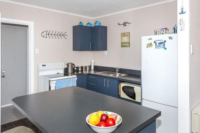 Photo of property in 107 Chartwell Avenue, Whangamata, 3620