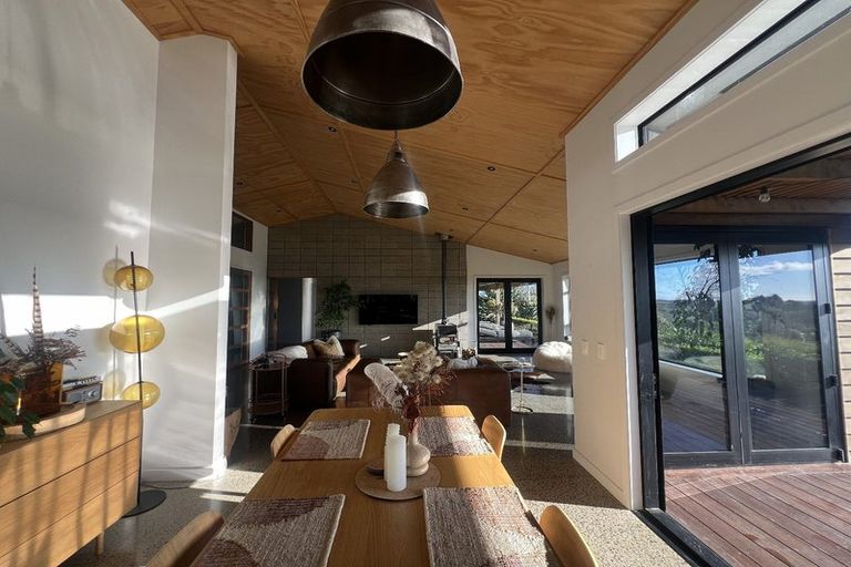 Photo of property in 141 Manakau Heights Drive, Manakau, Levin, 5573