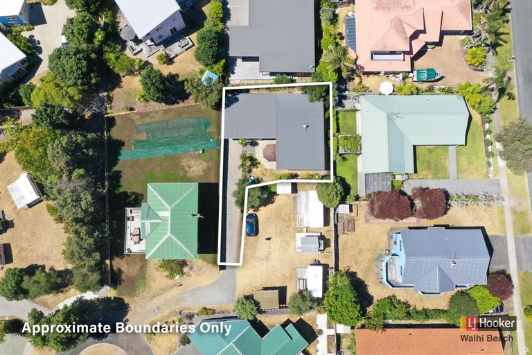 Photo of property in 10a Tuhua Place, Bowentown, Waihi Beach, 3177