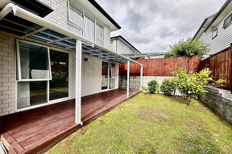 Photo of property in 1 Riwai Street, Flat Bush, Auckland, 2019