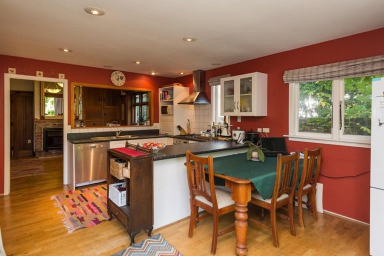 Photo of property in 43 Woodchester Avenue, Richmond, Christchurch, 8013