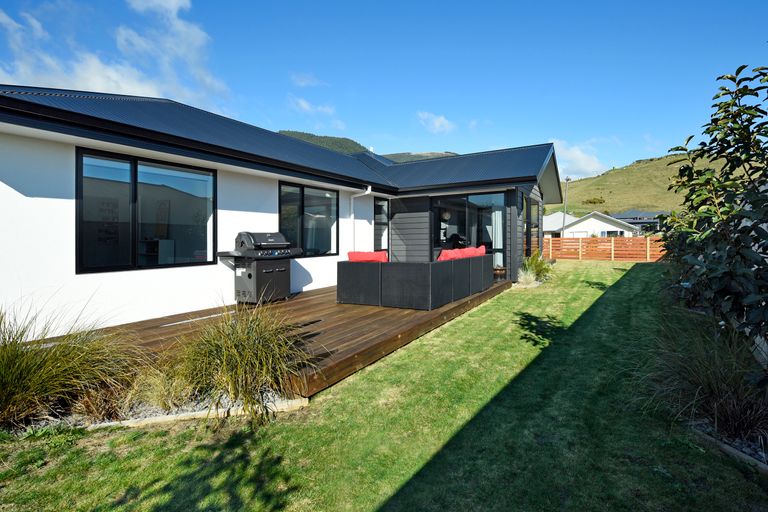 Photo of property in 70 Sanctuary Drive, Stoke, Nelson, 7011