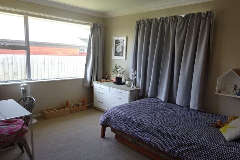 Photo of property in 90a Somerfield Street, Somerfield, Christchurch, 8024