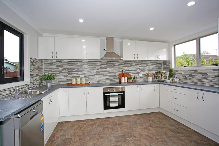 Photo of property in 112b Helvetia Road, Pukekohe, 2120