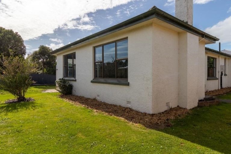Photo of property in 2 Robertson Street, Richmond, Invercargill, 9810