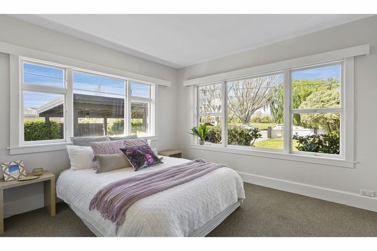 Photo of property in 934 Avonside Drive, Avondale, Christchurch, 8061