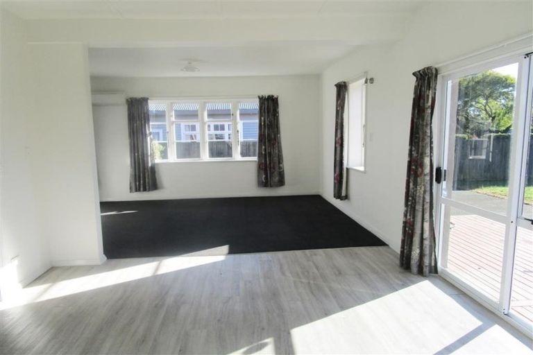 Photo of property in 4 Pascoe Avenue, Mairehau, Christchurch, 8013