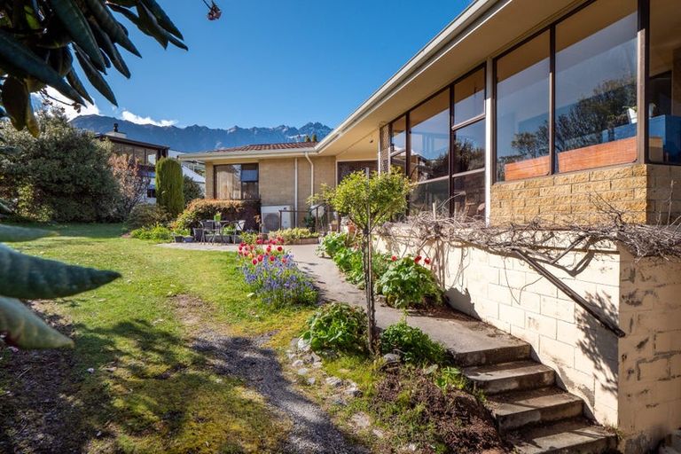 Photo of property in 42 Boyes Crescent, Frankton, Queenstown, 9300