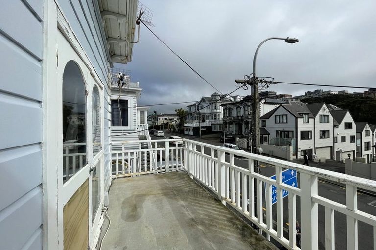 Photo of property in 223c The Terrace, Wellington Central, Wellington, 6011