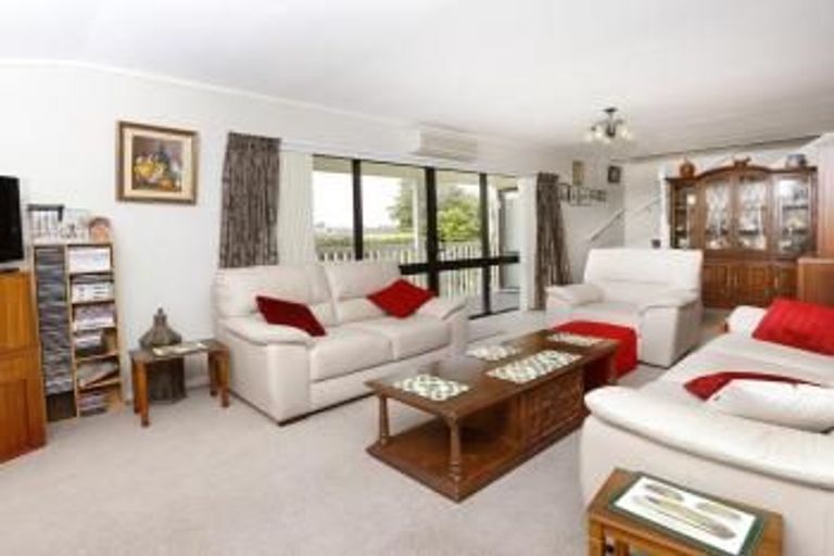 Photo of property in 25 Tamatea Drive, Snells Beach, 0920