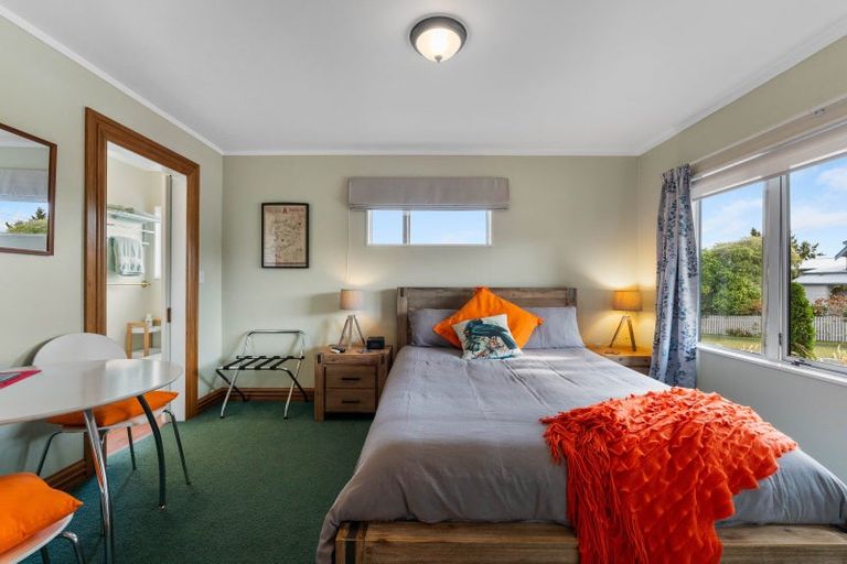 Photo of property in 39 Taharepa Road, Hilltop, Taupo, 3330