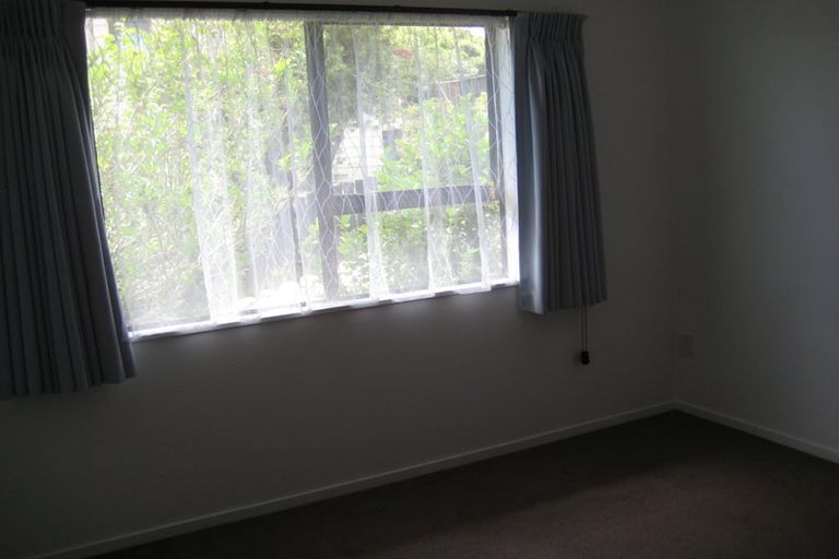 Photo of property in 75 Kennedy Avenue, Forrest Hill, Auckland, 0620