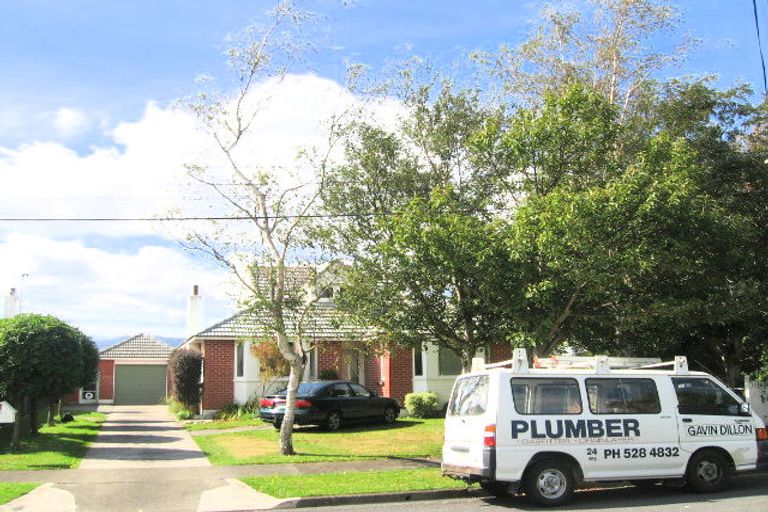 Photo of property in 13 Kelly Grove, Elderslea, Upper Hutt, 5018