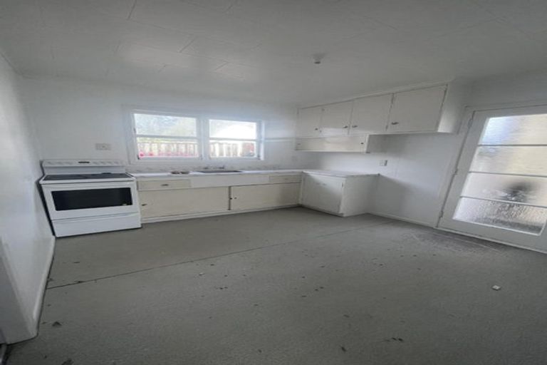 Photo of property in 55 Oregon Drive, Maoribank, Upper Hutt, 5018