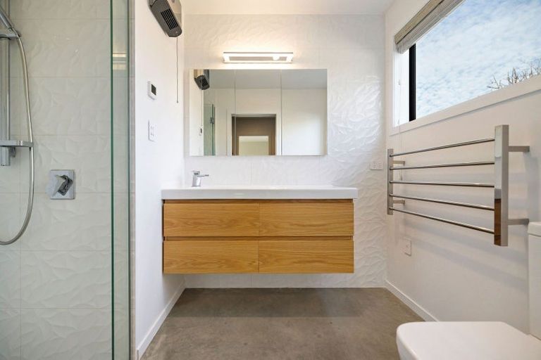 Photo of property in 20 Adamson Drive, Arrowtown, 9302