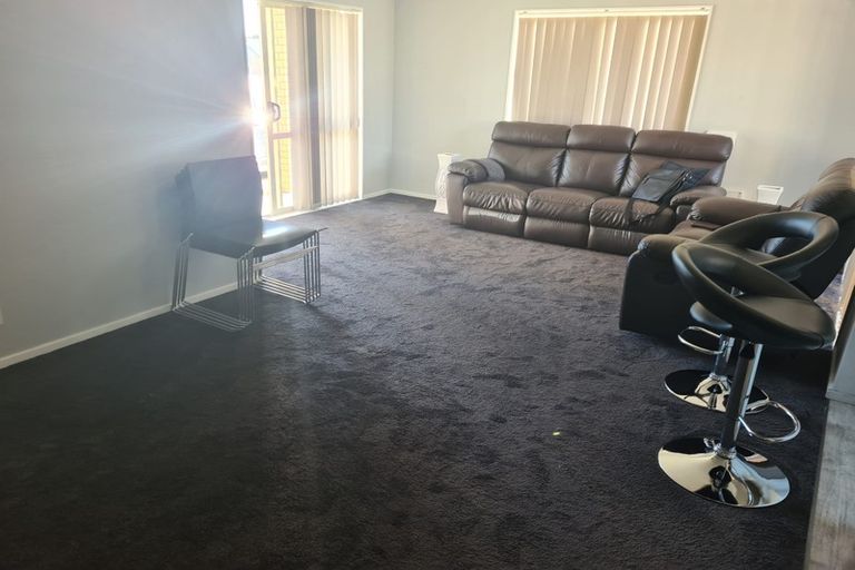 Photo of property in 47a Robert Skelton Place, Clendon Park, Auckland, 2103