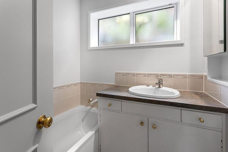 Photo of property in 75 Whaka Terrace, Huntsbury, Christchurch, 8022