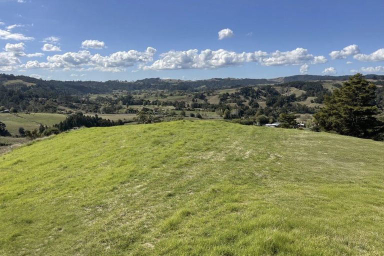 Photo of property in 26 Maddies Road, Kaukapakapa, 0984