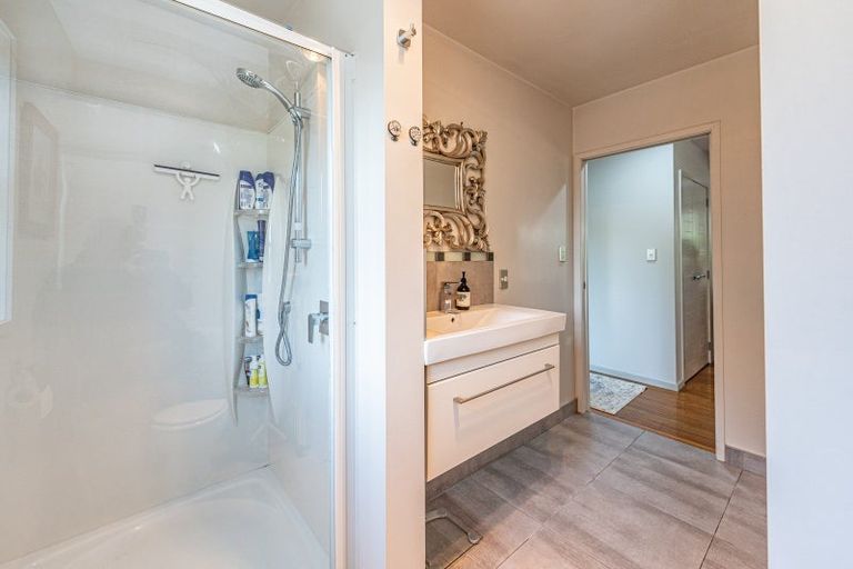 Photo of property in 27 Kent Road, Saint Johns Hill, Whanganui, 4501