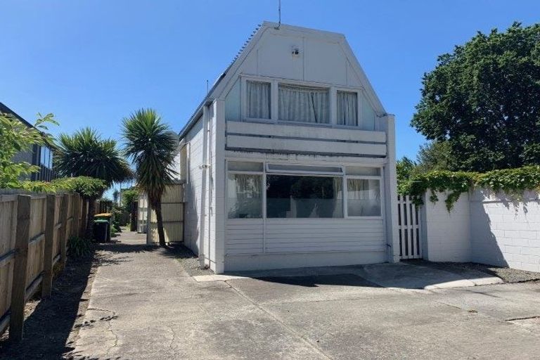 Photo of property in 1/195 Kilmore Street, Christchurch Central, Christchurch, 8013