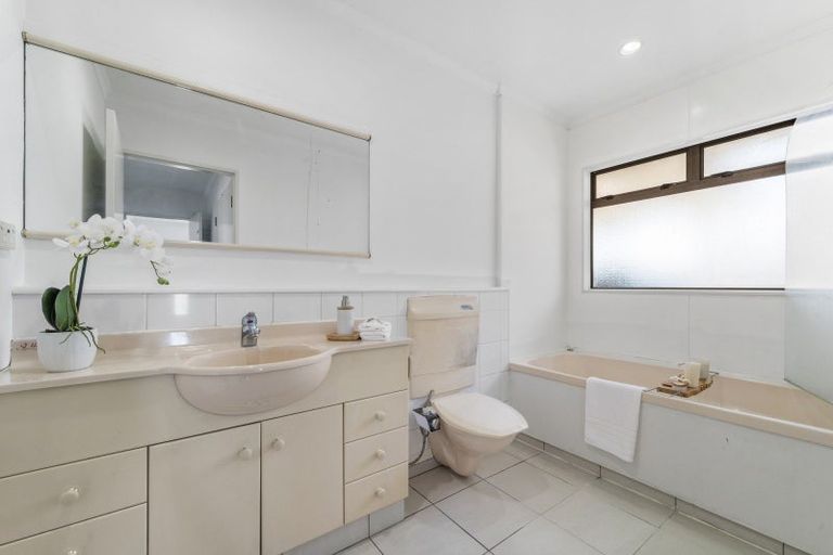 Photo of property in 7 Pataka Road, Taupo, 3330