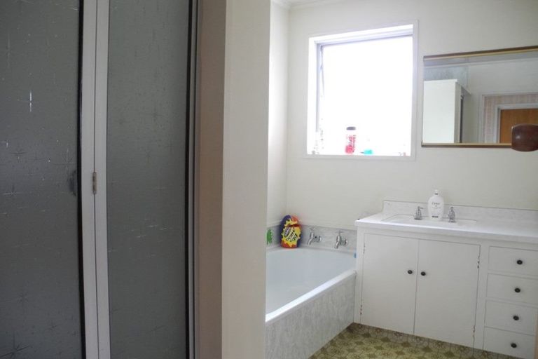 Photo of property in 12a Paul Street, Waimate, 7924