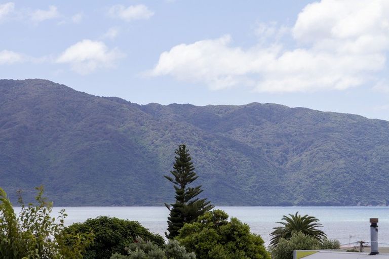 Photo of property in 21 Arthur Street, Paraparaumu Beach, Paraparaumu, 5032