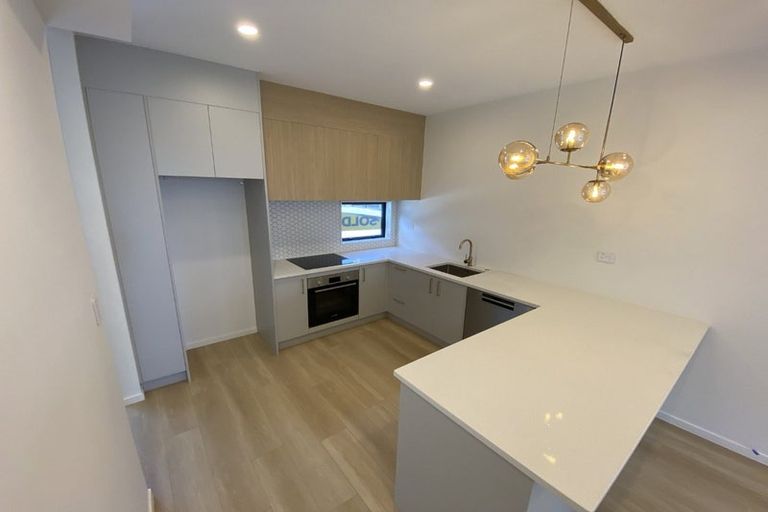 Photo of property in 11 Papa Takaro Lane, Flat Bush, Auckland, 2019