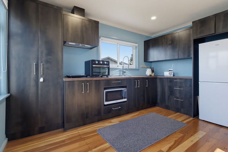 Photo of property in 1/42a Geddis Avenue, Maraenui, Napier, 4110