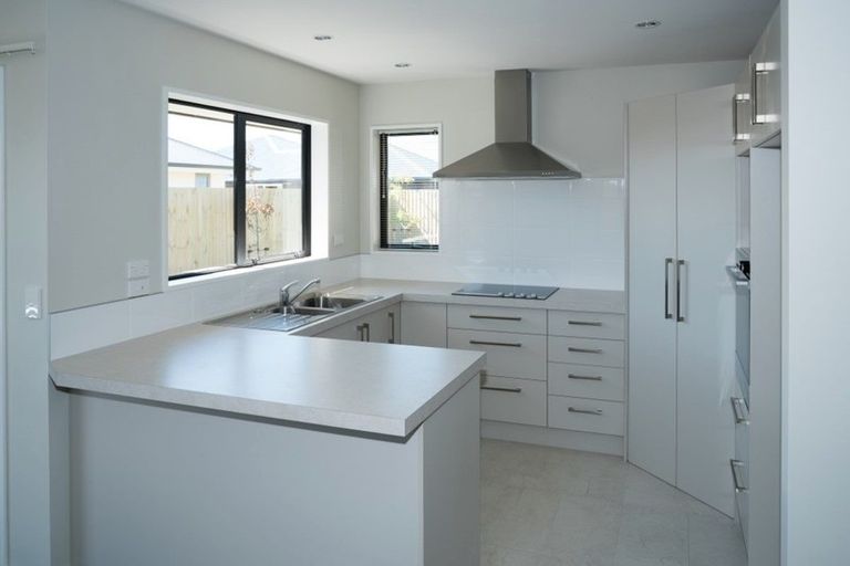 Photo of property in 36 Bradwell Crescent, Halswell, Christchurch, 8025