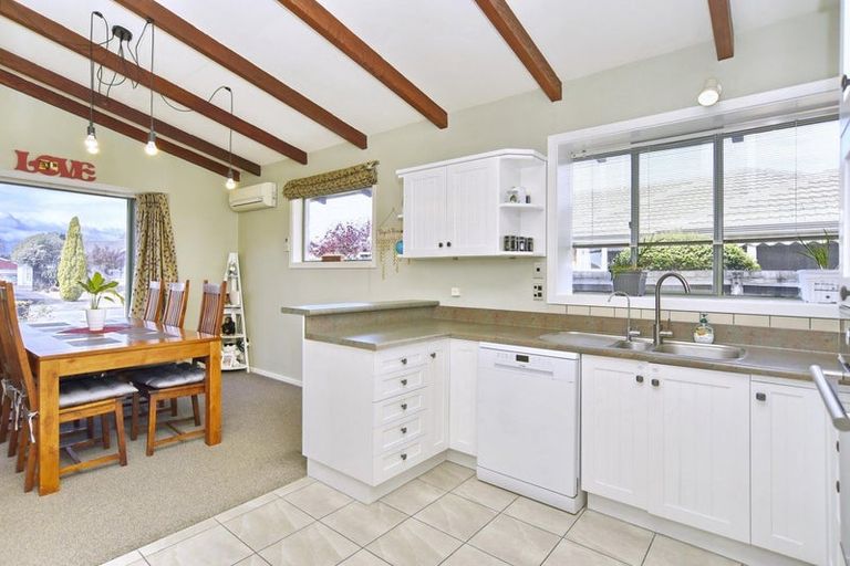 Photo of property in 7 Marlin Place, Mairehau, Christchurch, 8013