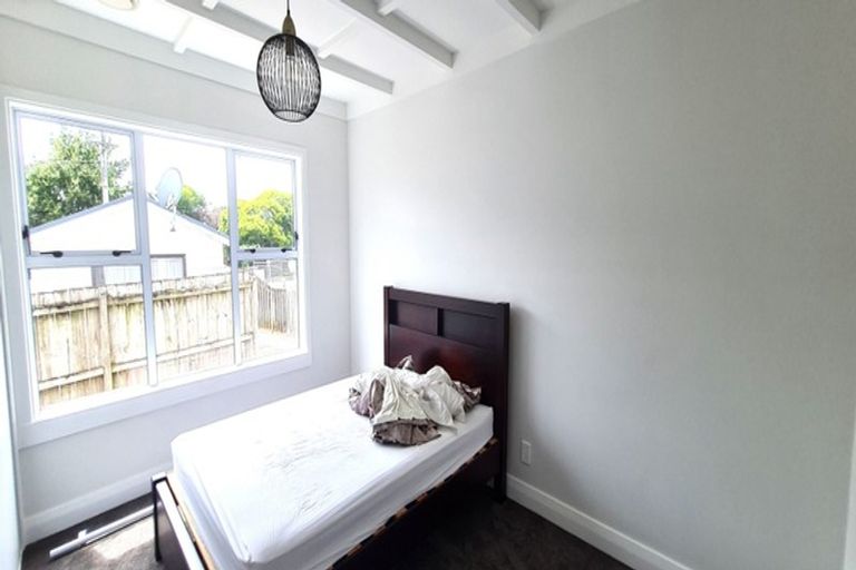 Photo of property in 2/129 Tui Road, Papatoetoe, Auckland, 2025