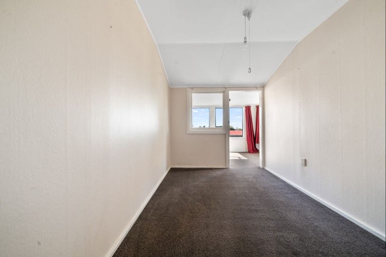 Photo of property in 50a Woodleigh Street, Frankleigh Park, New Plymouth, 4310