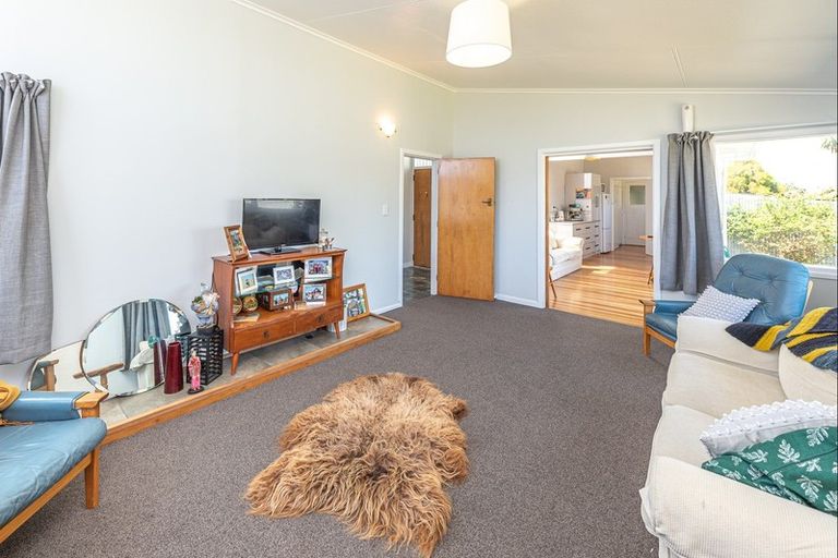 Photo of property in 18 Murch Place, Tawhero, Whanganui, 4500