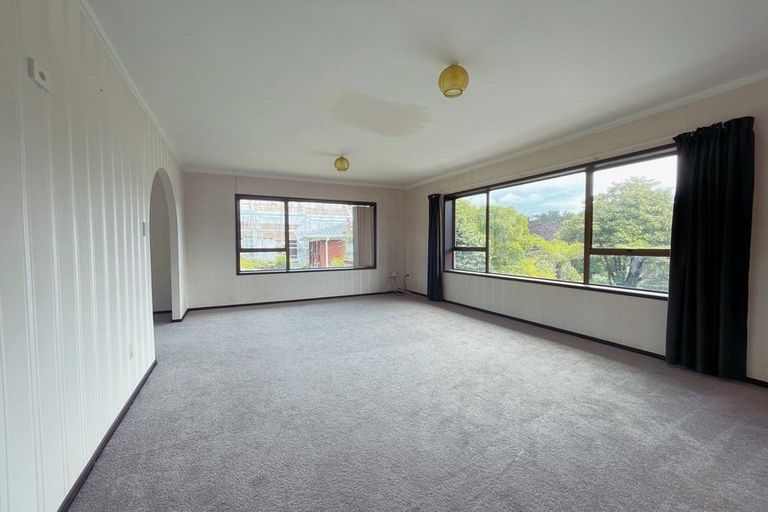 Photo of property in 2/723 Beach Road, Browns Bay, Auckland, 0630