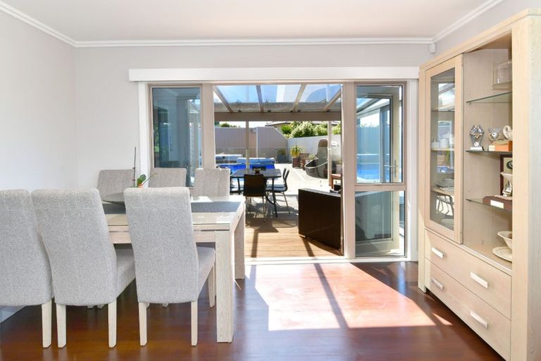 Photo of property in 6 Commodore Court, Gulf Harbour, Whangaparaoa, 0930