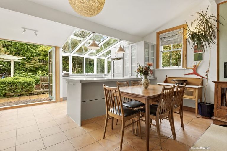 Photo of property in 110 Parkvale Road, Karori, Wellington, 6012