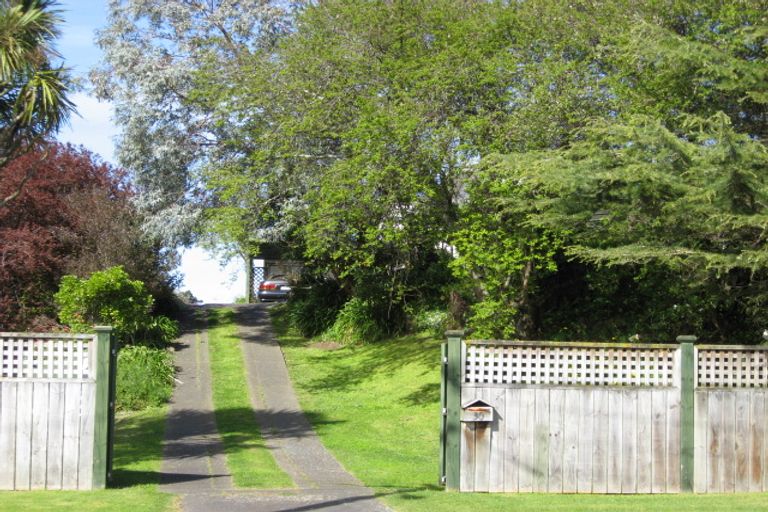 Photo of property in 30 Broadhead Avenue, Tawhero, Whanganui, 4501