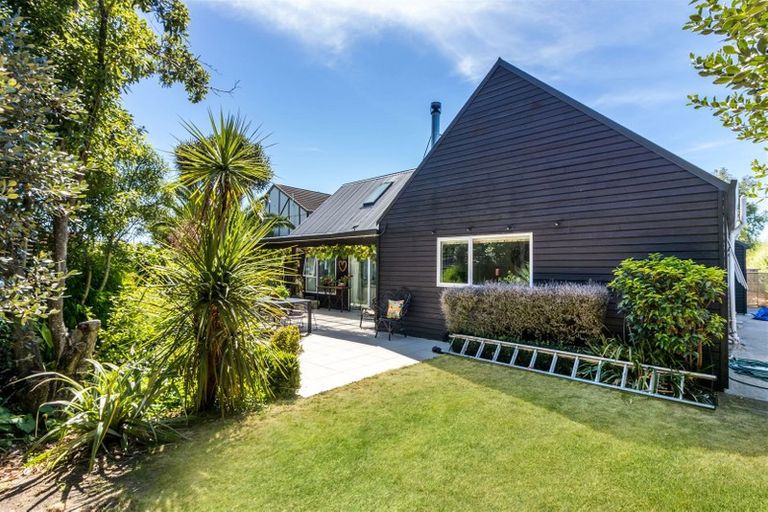Photo of property in 49a Strowan Road, Strowan, Christchurch, 8052