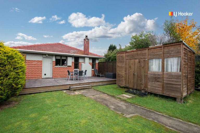 Photo of property in 10 Saint Albans Street, Bradford, Dunedin, 9011