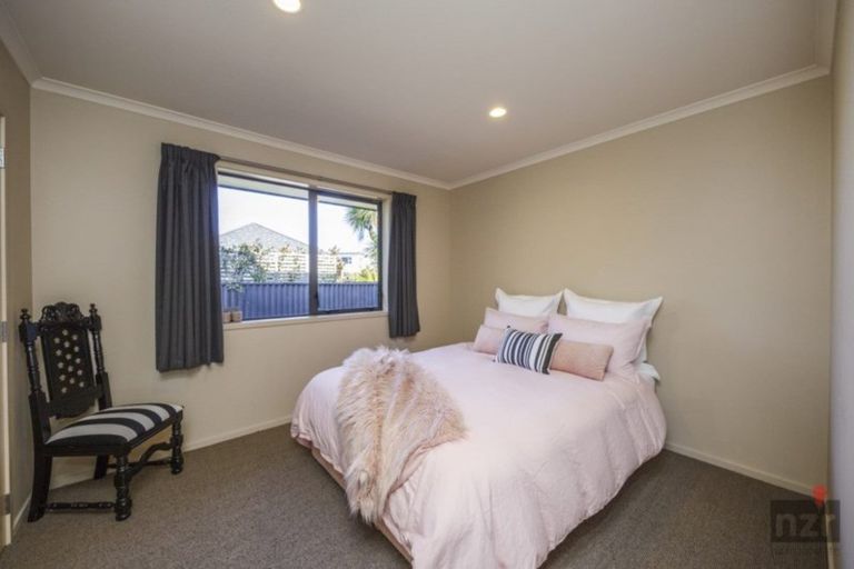 Photo of property in 25 Montgomery Street, Feilding, 4702