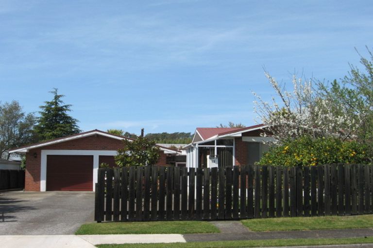 Photo of property in 12 Barron Crescent, Fenton Park, Rotorua, 3010