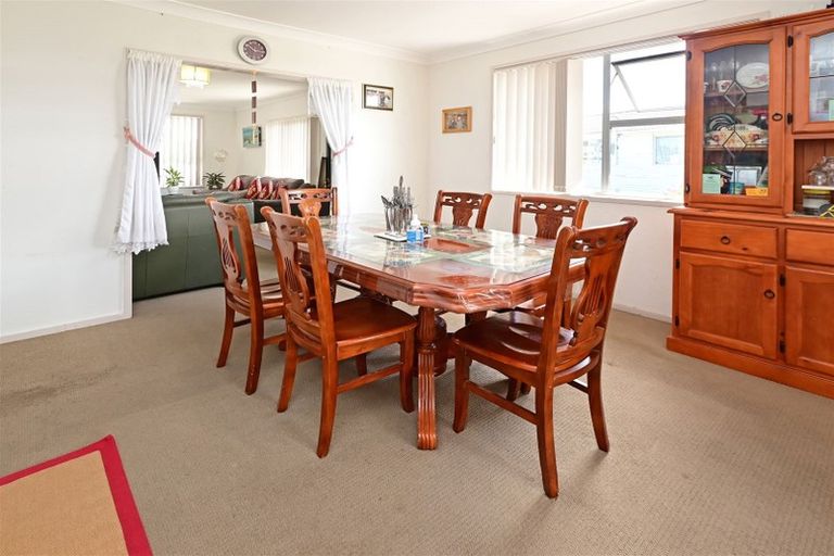 Photo of property in 47 Aarts Avenue, Manurewa, Auckland, 2102