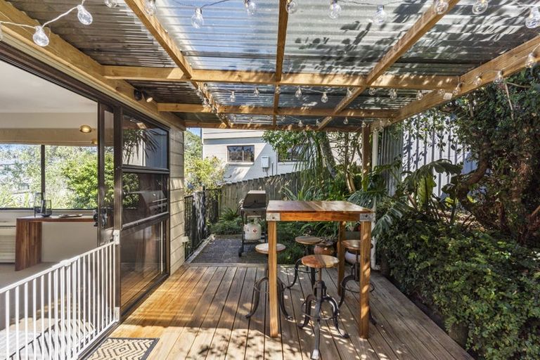 Photo of property in 63b Albatross Road, Red Beach, 0932