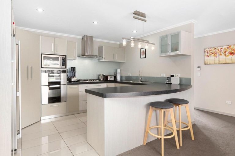 Photo of property in 26 Flotilla Place, Whitby, Porirua, 5024