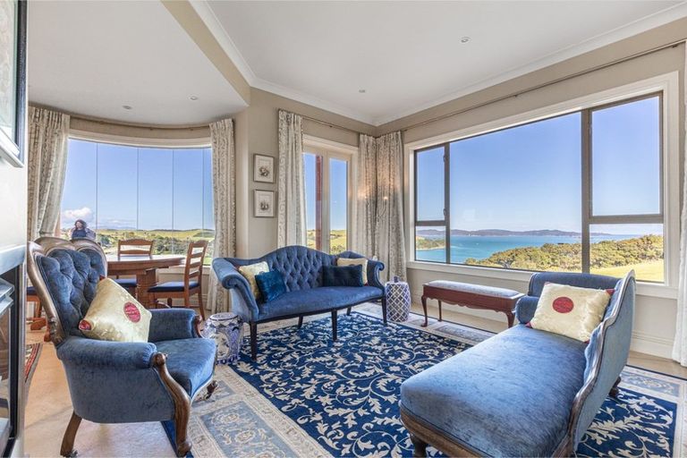 Photo of property in 220 Whitmore Road, Tawharanui Peninsula, Warkworth, 0986